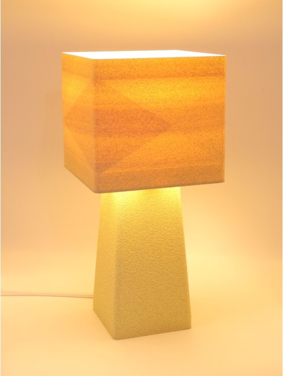 Lampe à poser Léonie – Lampe granit carrée, design géométrique français