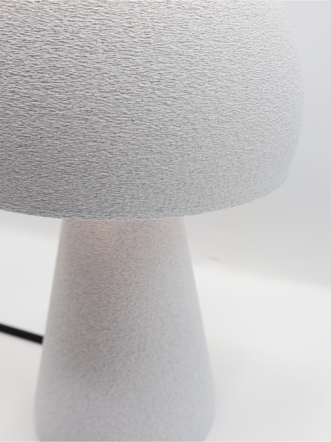 Agnès – Lampe à poser design, GRANIT, Essentiel Agnès – Lampe à poser design, GRANIT, Essentiel