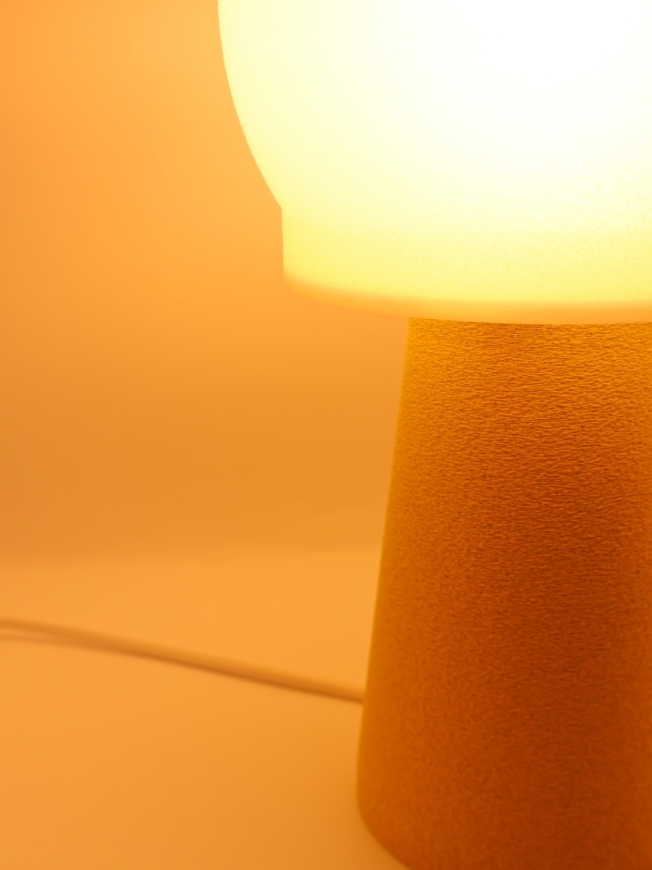 Clémence – Lampe à poser design, GRANIT, Équilibre