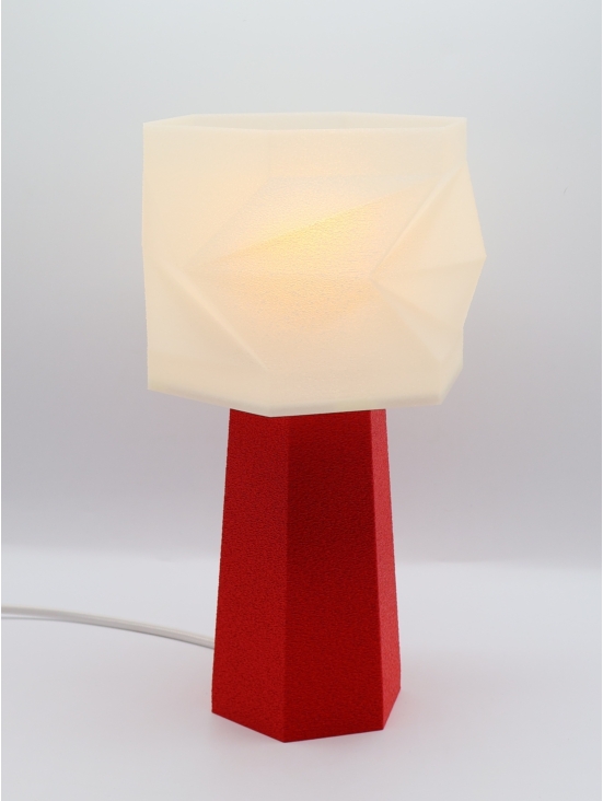 Lampe à poser Élise – Abat-jour coquilles Saint-Jacques & base granit