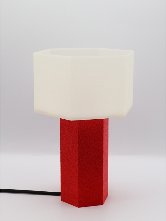 Jacqueline – Lampe à poser design GRANIT & coquilles Saint-Jacques, Essentiel