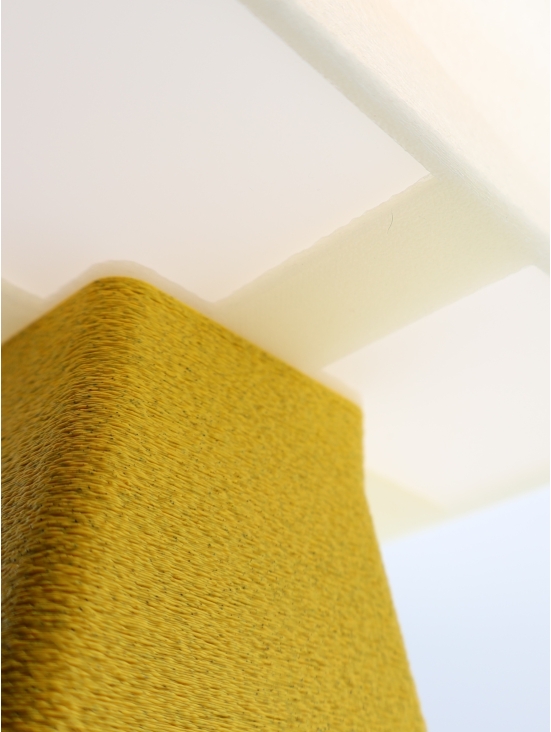 Juliane – Lampe à poser design, base Granit & abat-jour coquilles Saint-Jacques