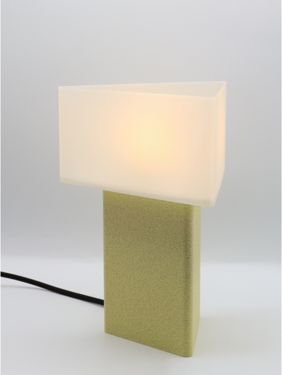 Maelle – Lampe à poser design coquilles Saint-Jacques & granit vanille