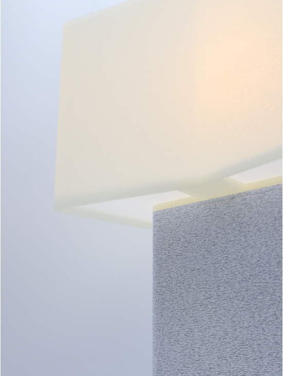 Priscilla – Lampe à poser design coquille Saint-Jacques & granit – Format Essentiel