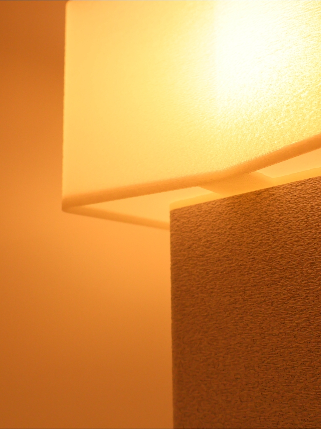 Priscilla – Lampe à poser design, GRANIT, Essentiel