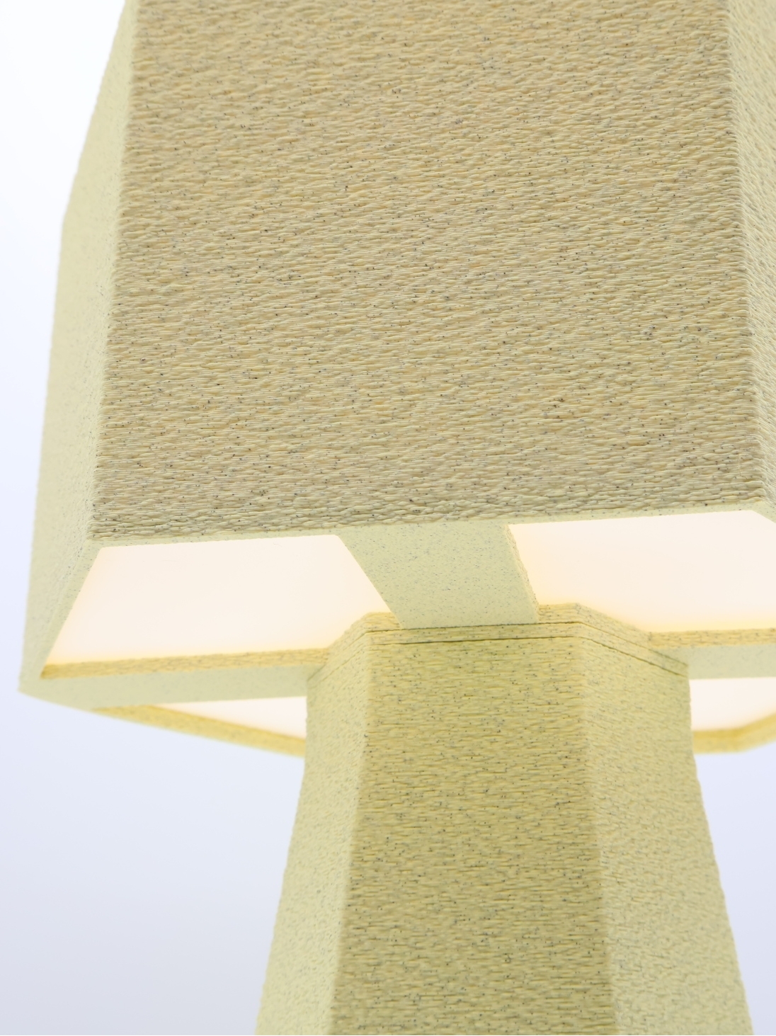 Thaïs – Lampe à poser design, GRANIT, Essentiel Thaïs – Lampe à poser design, GRANIT, Essentiel