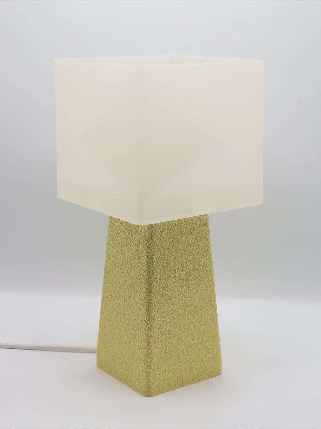 Isabelle – Lampe à poser design, GRANIT, Équilibre