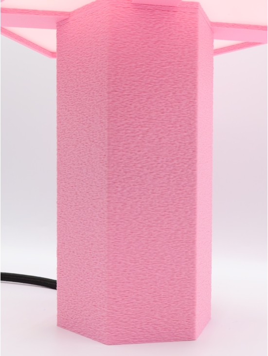 Romy Pastel – Lampe à poser design hexagonale, taille Essentiel