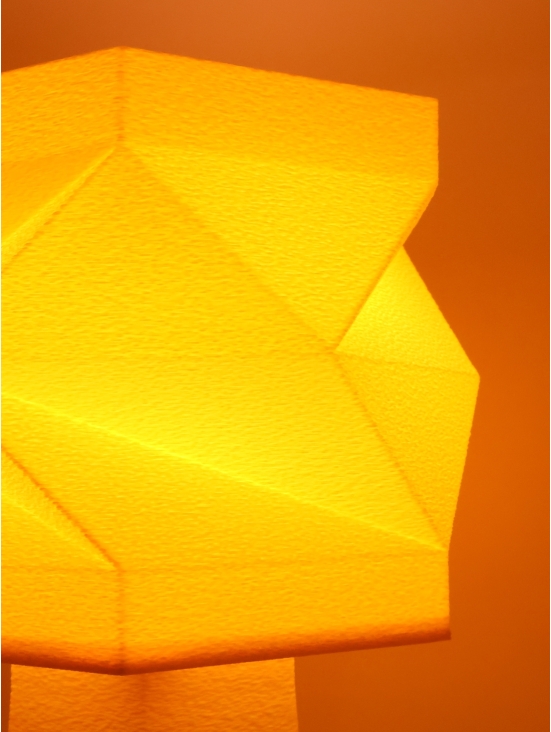 Alizée Pastel – Lampe à poser design facettée, taille Équilibre