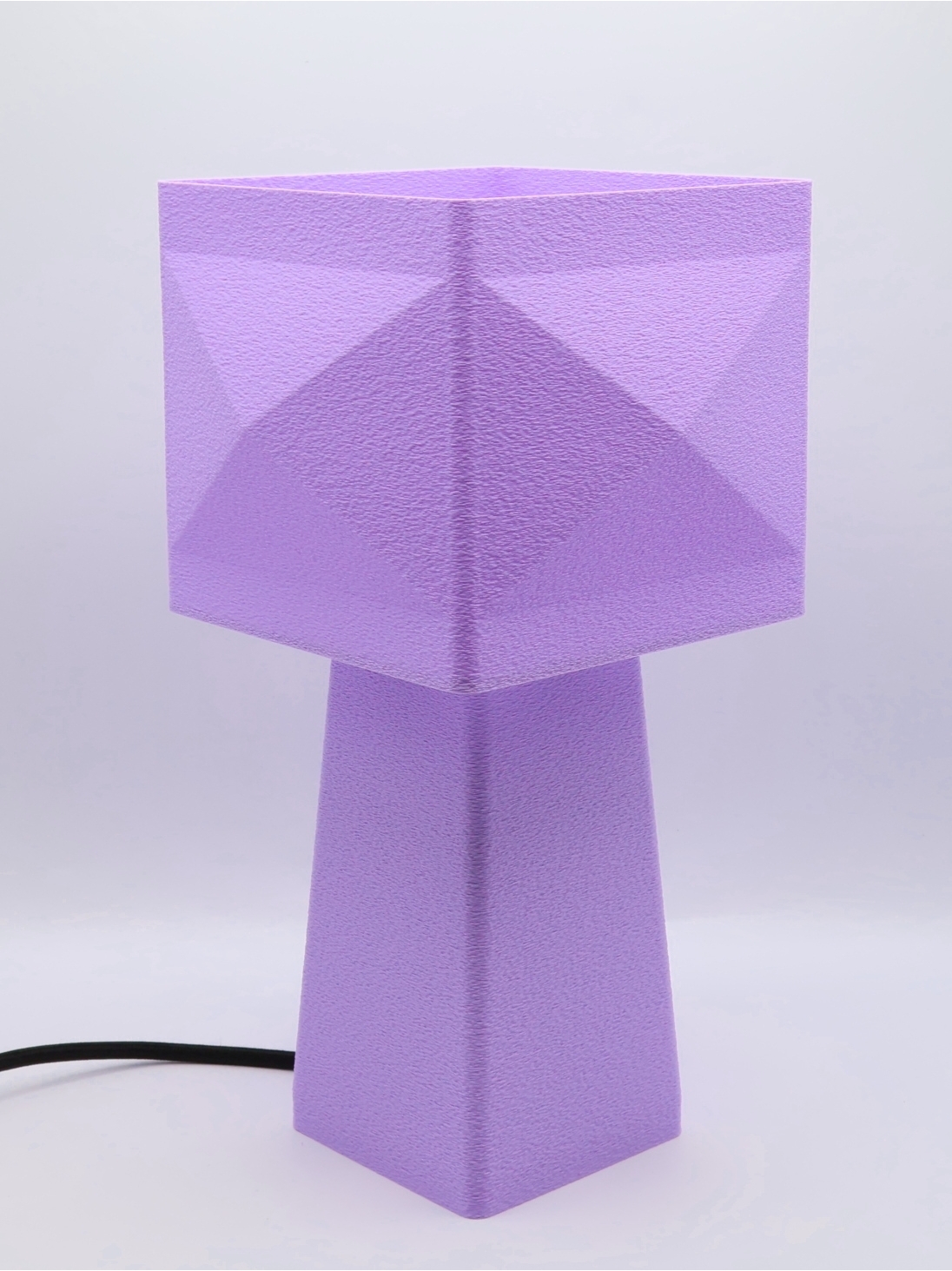Léonie – Lampe à poser design, PASTEL, Équilibre