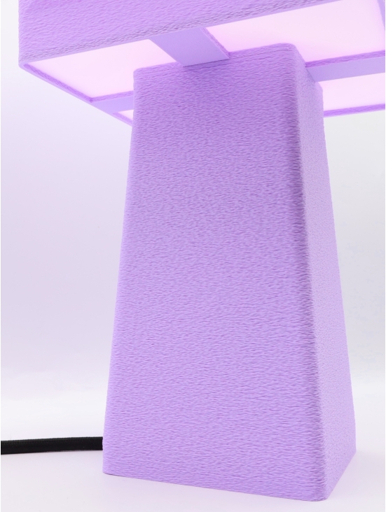 Léonie Pastel – Lampe à poser design carrée facettée, taille Équilibre