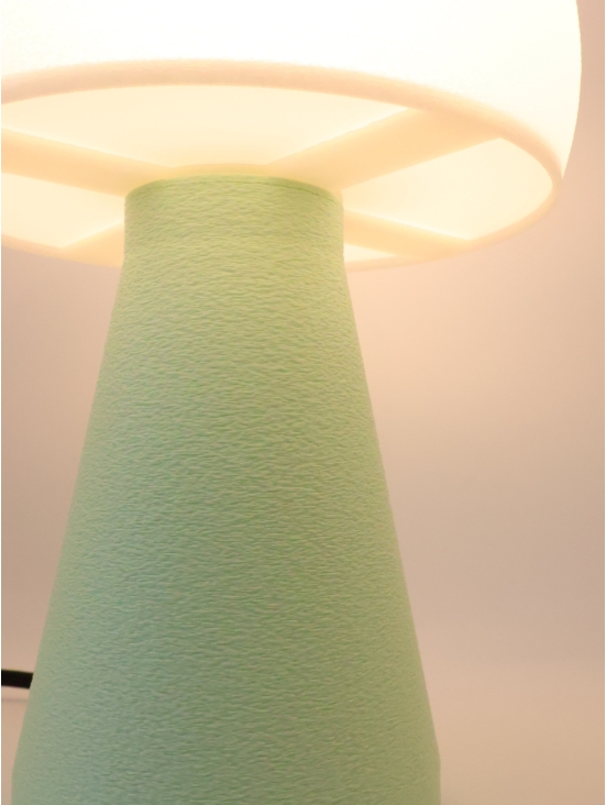 Annie – Lampe à poser abat-jour coquilles Saint-Jacques & pied Pastel, taille Essentiel