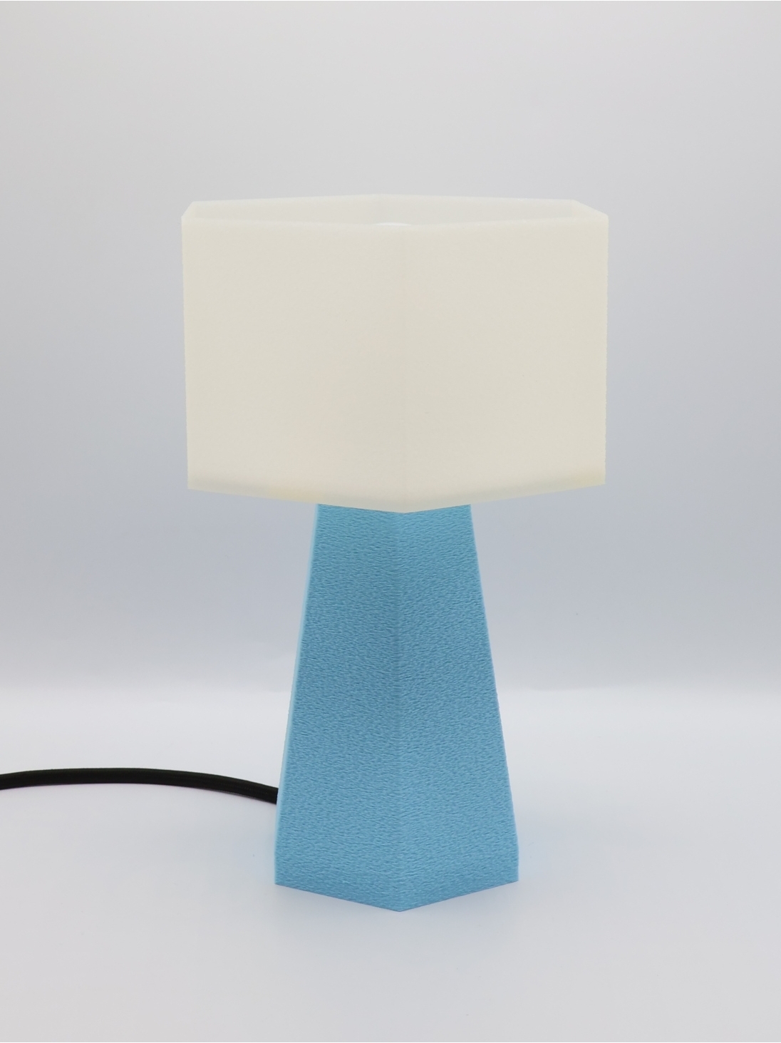 Aline – Lampe à poser design, PASTEL, Essentiel