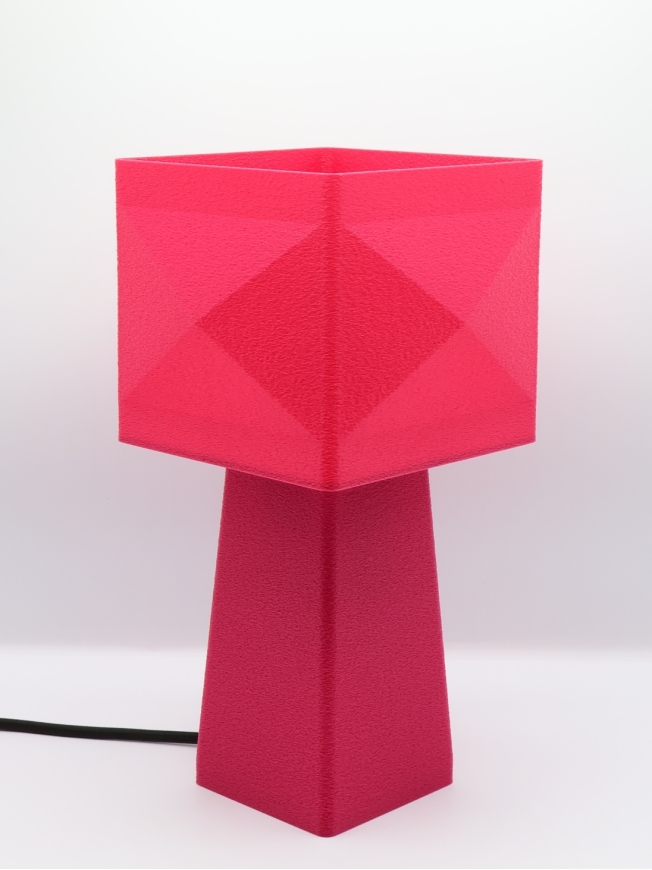 Léonie – Lampe à poser design, Pop, Équilibre