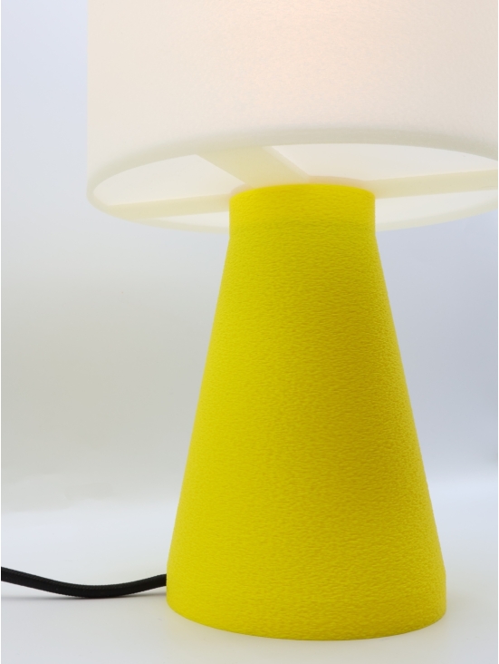 Lampe à poser Meredith Essentiel – Halo crème réconfortant & touche Pop colorée