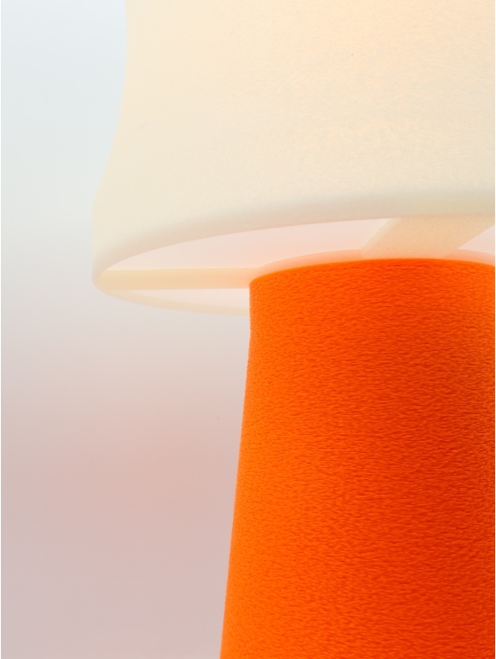 Lampe à poser Aurélie Équilibre – Courbe crème coquilles Saint-Jacques & pied Pop coloré