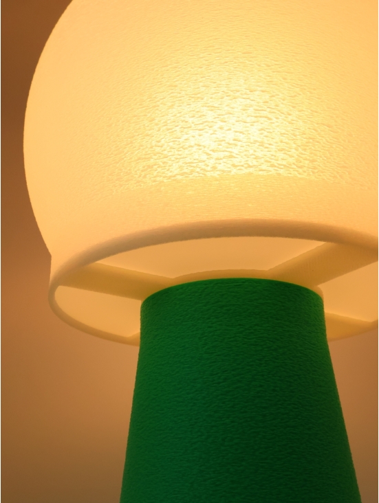 Lampe à poser Clemence Équilibre – Douceur crème coquilles Saint-Jacques & pied Pop coloré