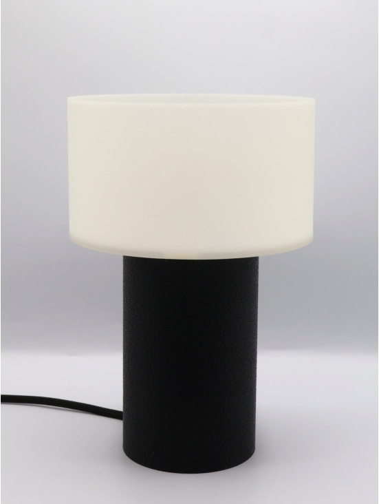 Lampe à poser Clarisse Pop – Abatjour crème coquilles Saint-Jacques & pied Pop coloré