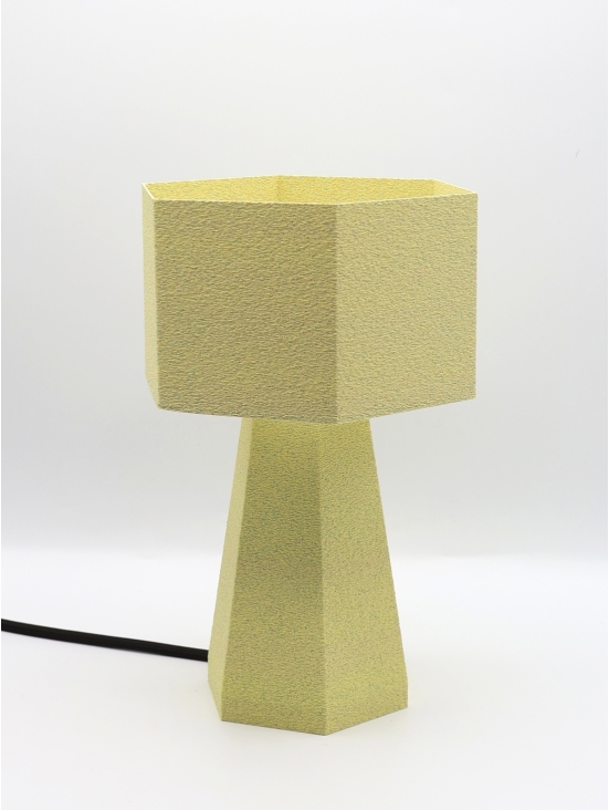 Lampe à poser Thaïs – Lampe granit hexagonale, design géométrique