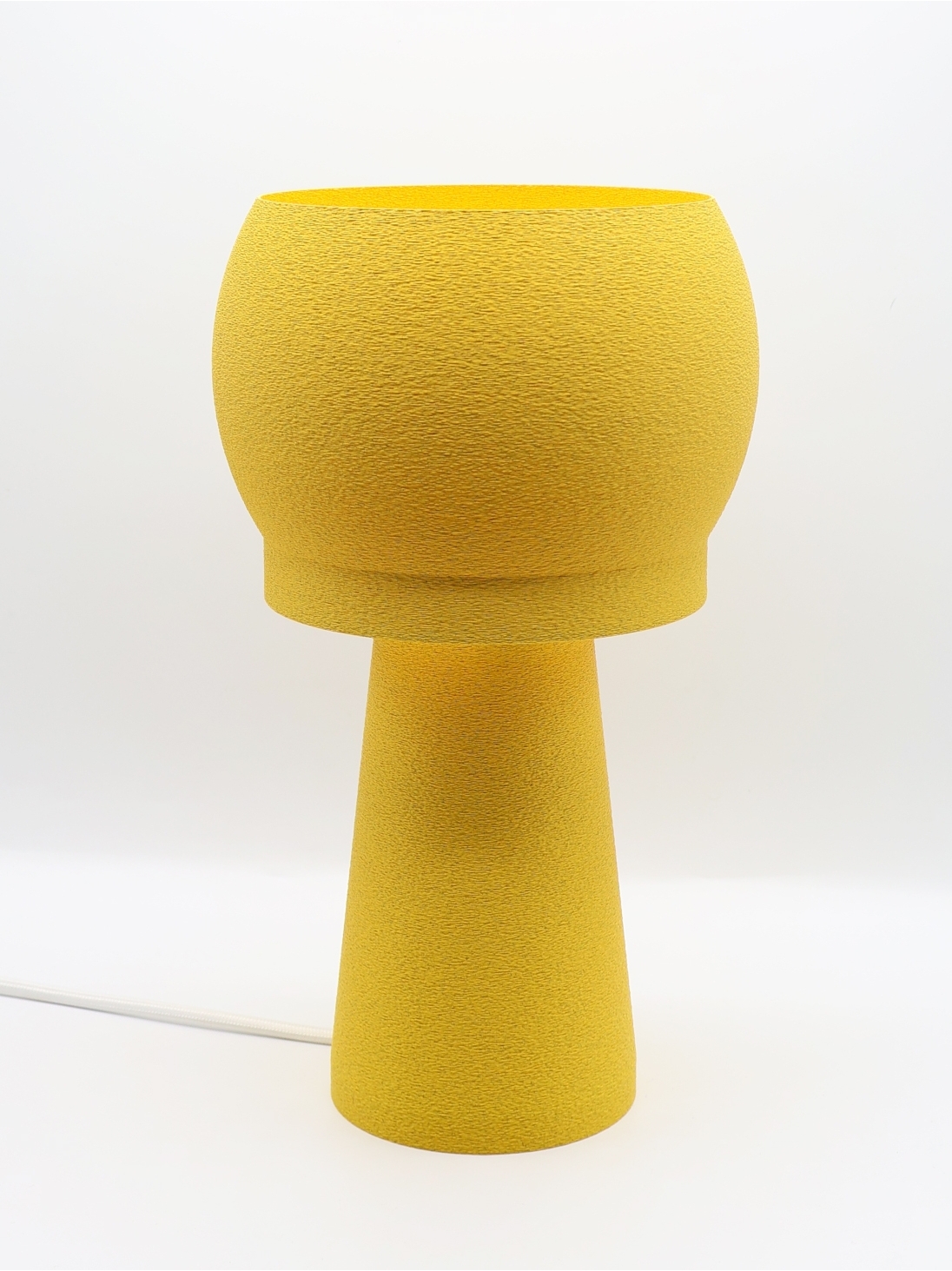 Lampe à poser Noemie – Design granit, lumière douce, fabrication française