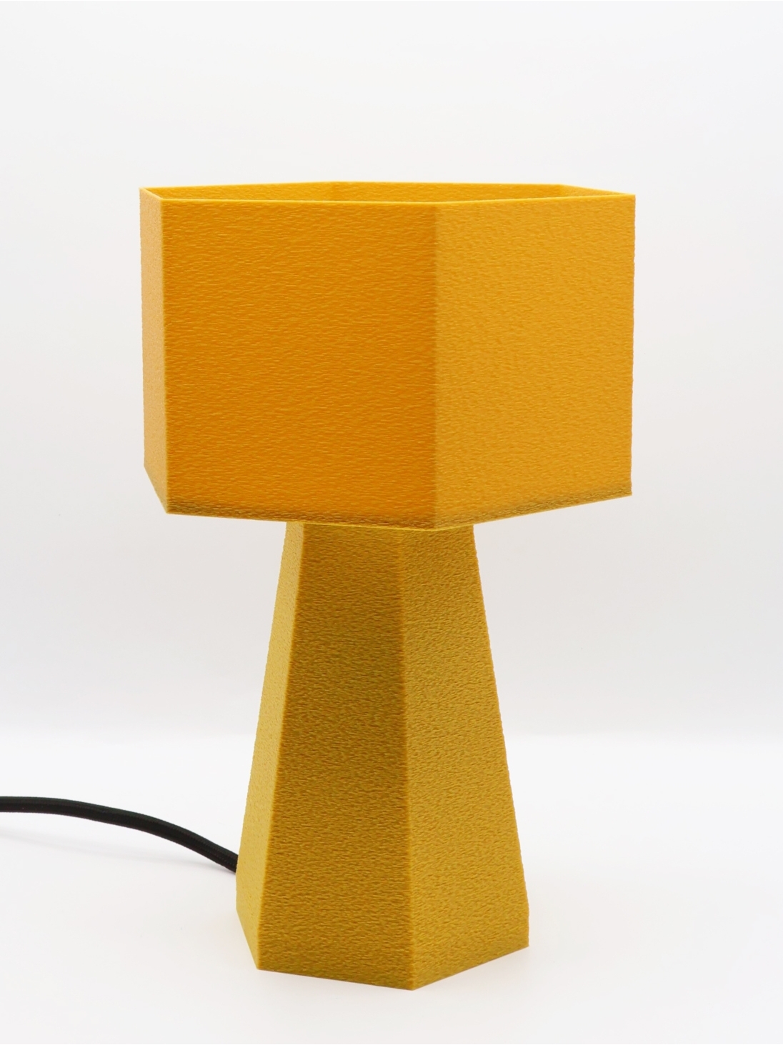 Thaïs Pop Essentiel – Lampe à poser design hexagonale Pop