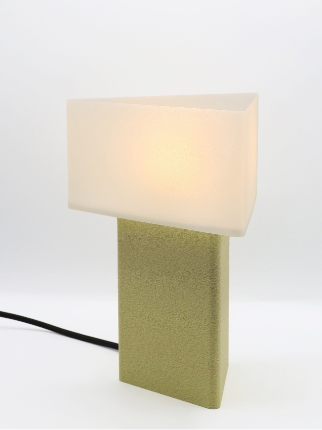 Maelle – Lampe à poser design coquilles Saint-Jacques & granit vanille