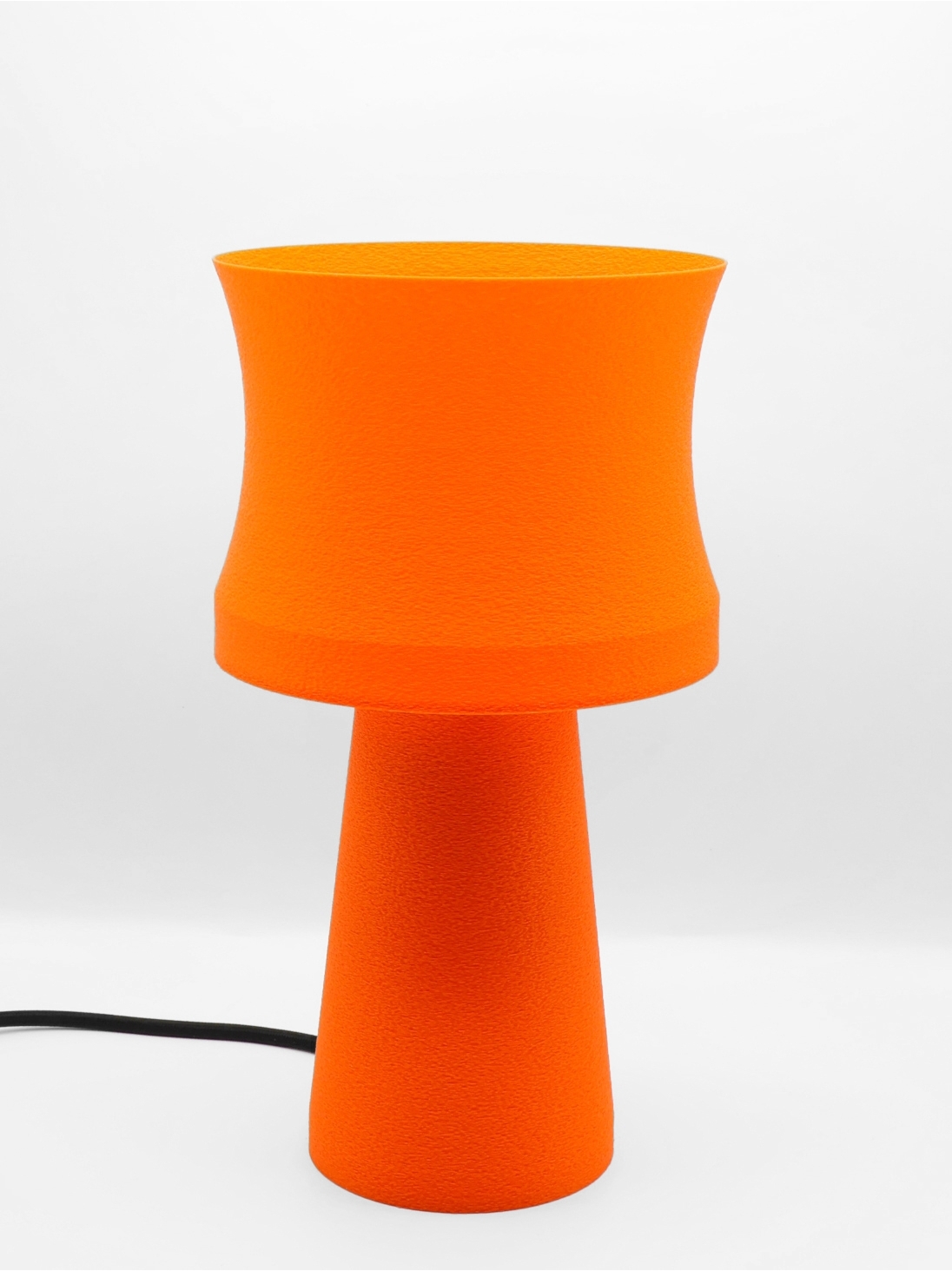 Agathe – Lampe à poser design, Pop, Équilibre Agathe – Lampe à poser design, Pop, Équilibre