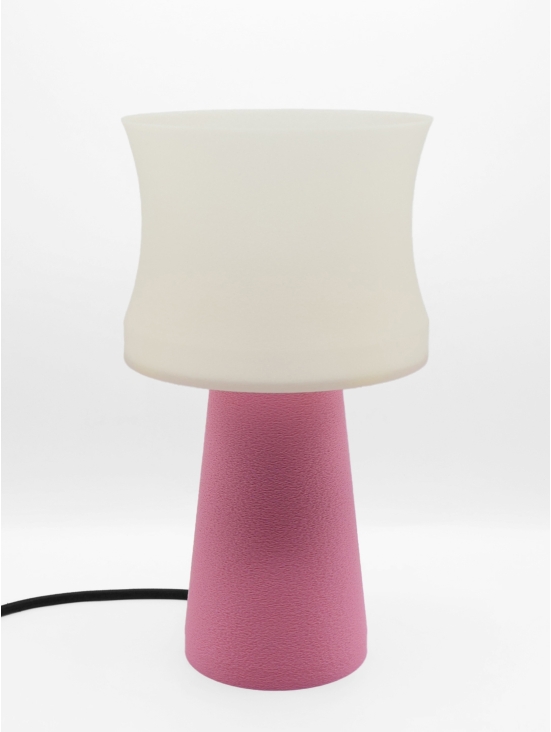 Aurélie – Lampe à poser galbée, abat-jour crème coquilles Saint-Jacques & pied Pastel, taille Équilibre