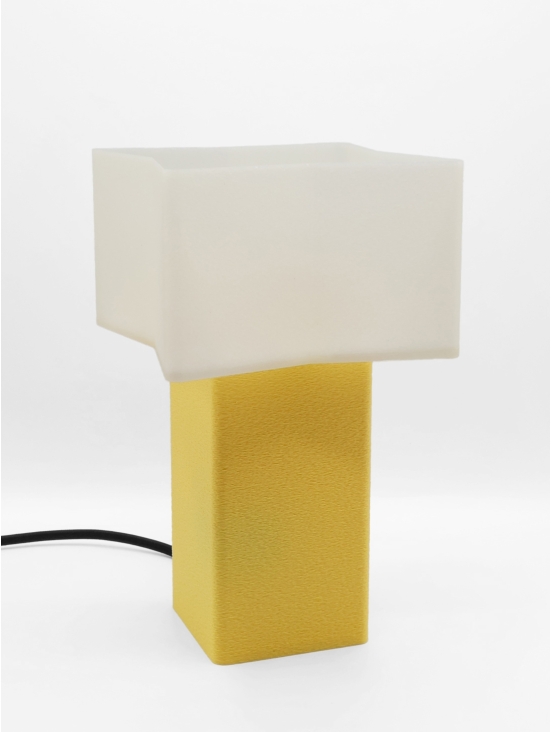 Priscilla – Lampe à poser carrée, abat-jour coquilles Saint-Jacques & pied Pastel, taille Essentiel