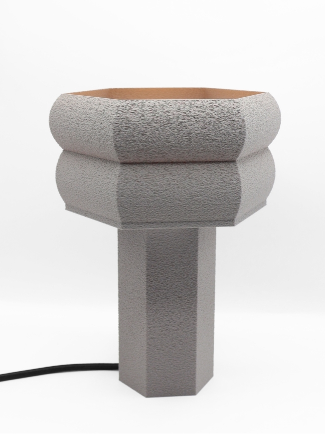 Romy Pop Essentiel – Lampe à poser design hexagonale couleurs Pop