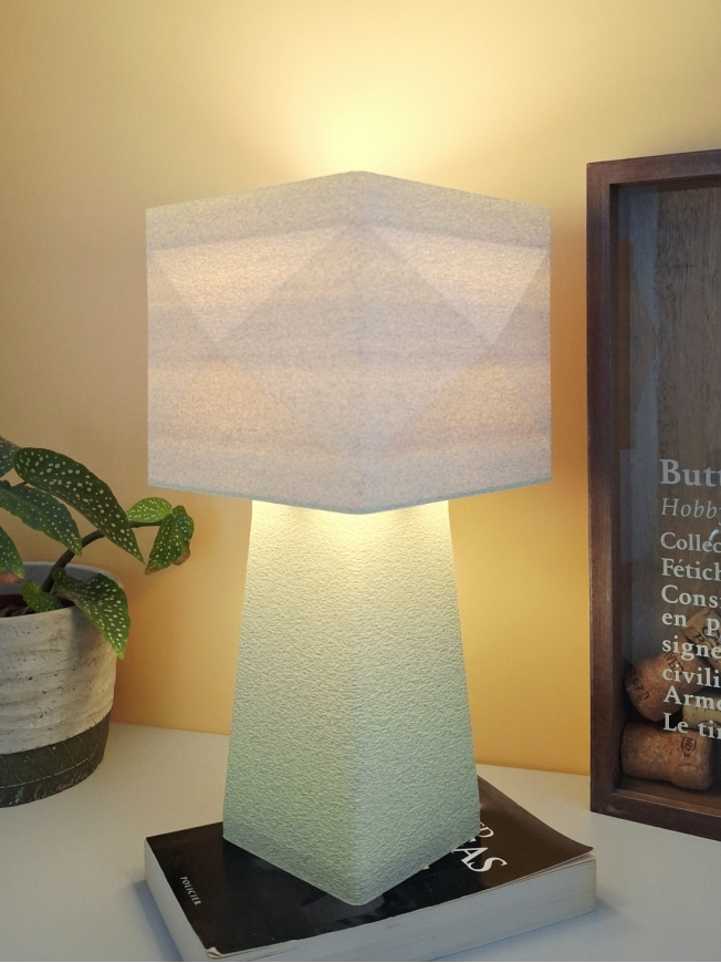 Lampe à poser Léonie – Lampe granit carrée, design géométrique français