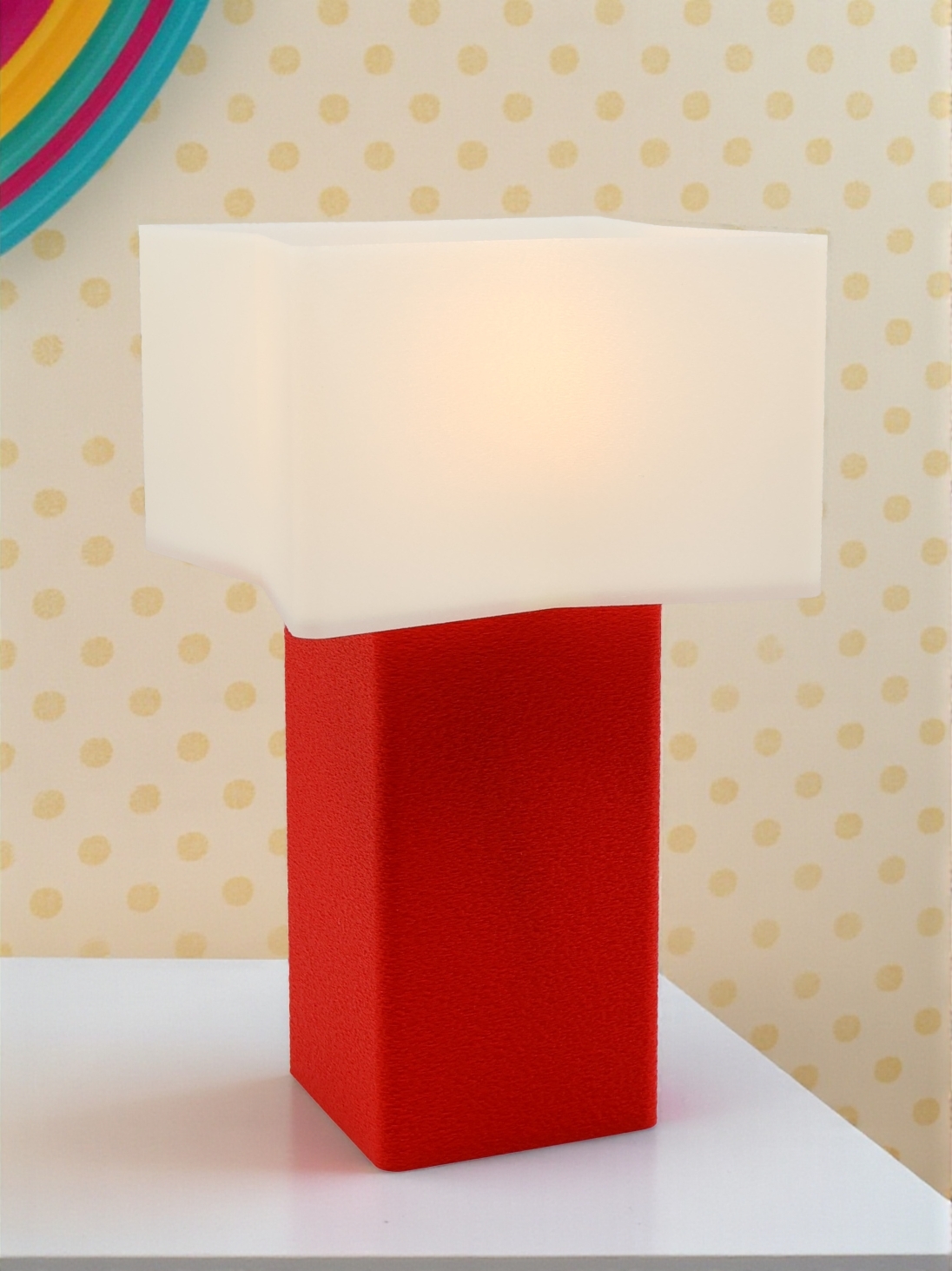 Priscilla – Lampe à poser design, POP, Essentiel Priscilla – Lampe à poser design, POP, Essentiel