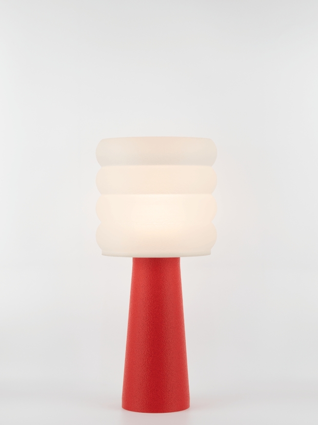 Coralie – Lampe à poser granit rouge, large
