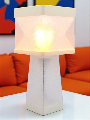 Isabelle – Lampe à poser design, Couleurs POP, Équilibre – Luminaire haut de gamme en impression 3D