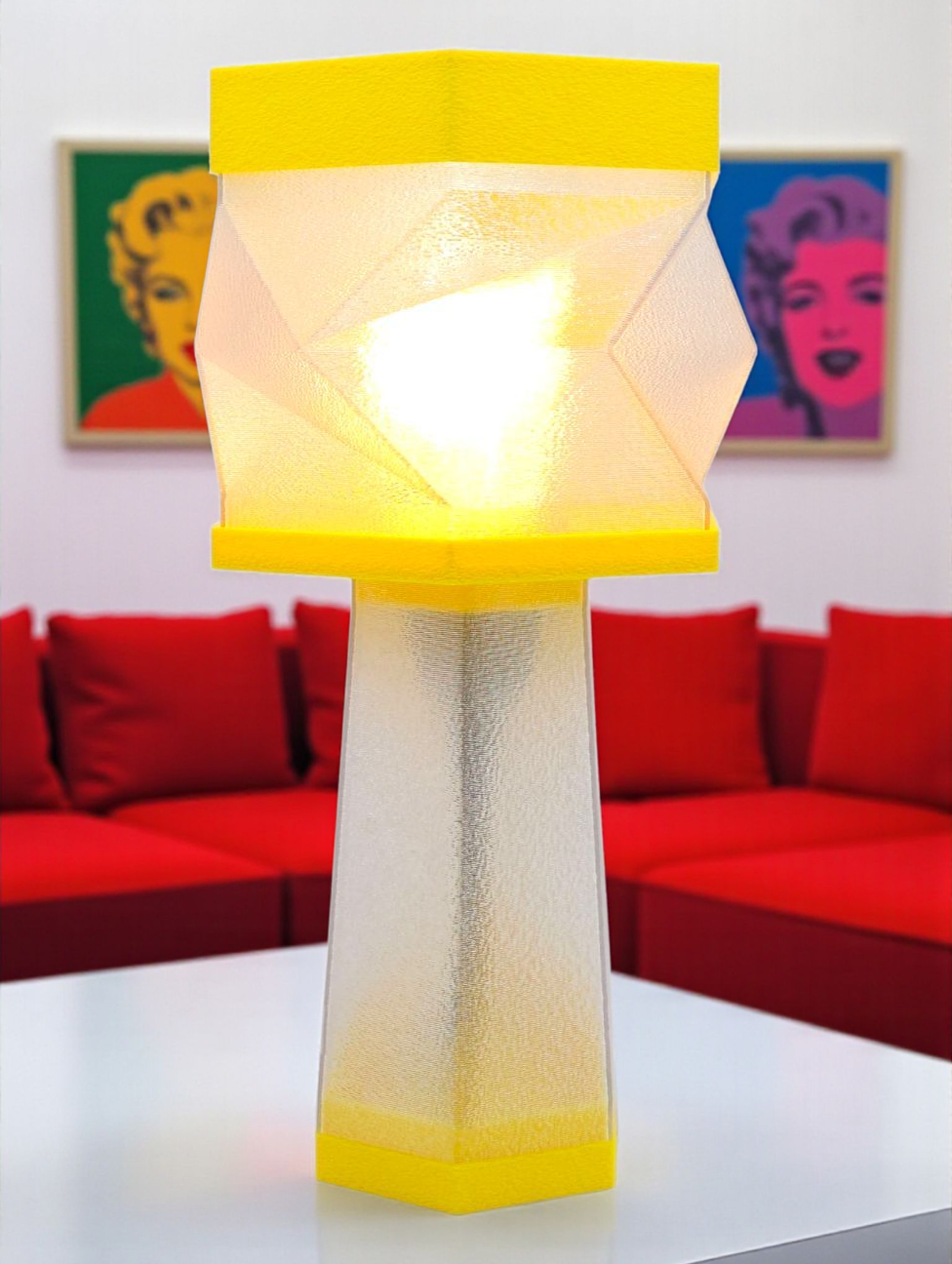 Élise – Lampe à poser design, POP, Équilibre Élise – Lampe à poser design, POP, Équilibre