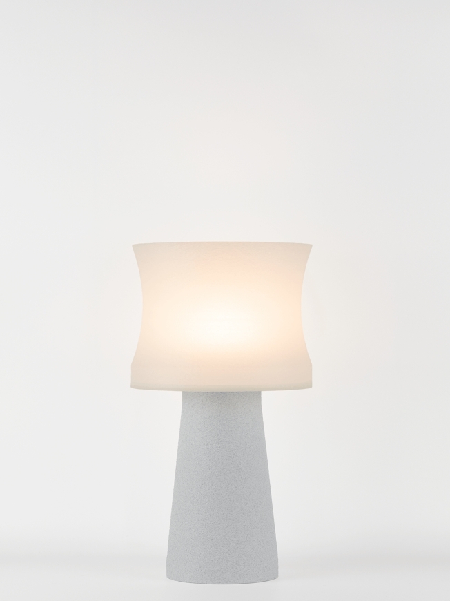 Aurélie – Lampe à poser granit grise, médium