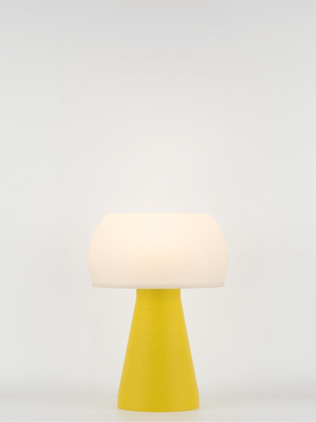 Annie – Lampe à poser granit jaune, small
