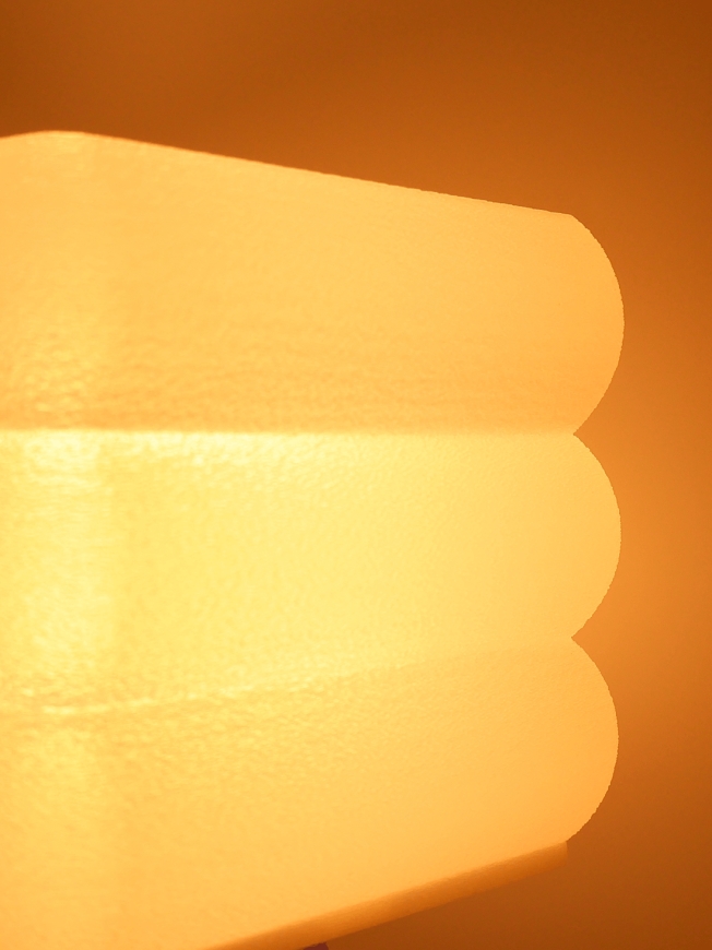 Isabelle – Lampe à poser pop rouge, médium