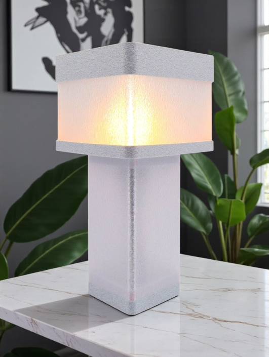 Maelle – Lampe à poser design finition Granit – Disponible en plusieurs couleurs