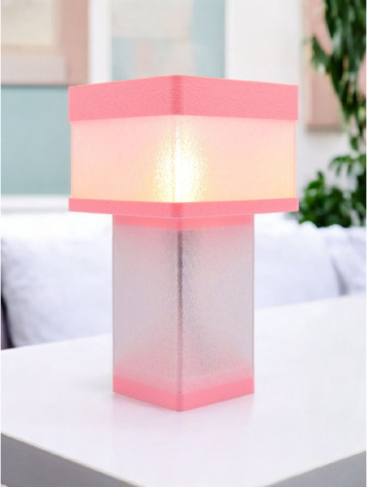 Priscilla – Lampe à poser design finition Pastel Rose – Élégance et douceur