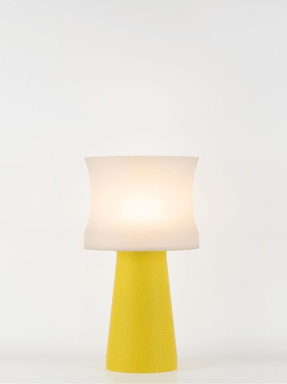 Aurélie – Lampe à poser granit jaune, médium