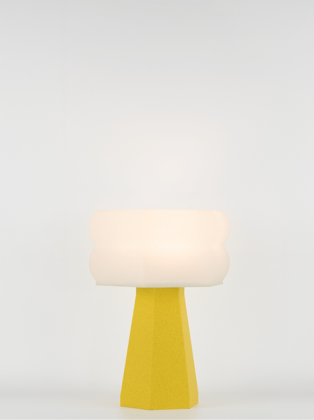 Aline – Lampe à poser granit jaune, small