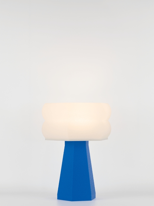 Aline – Lampe à poser pop bleu, small