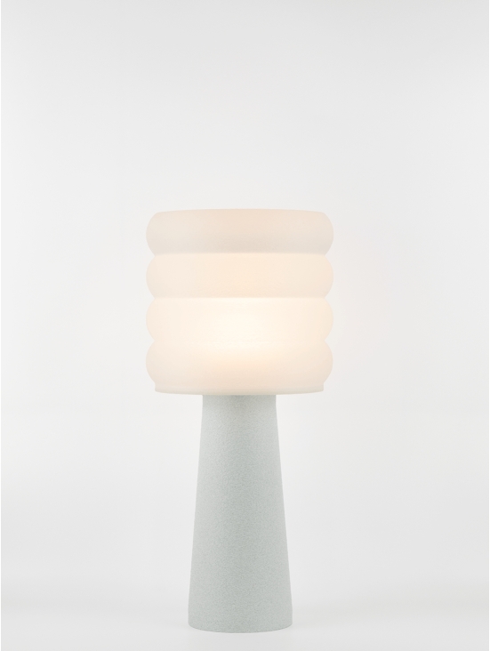 Coralie – Lampe à poser granit grise, large
