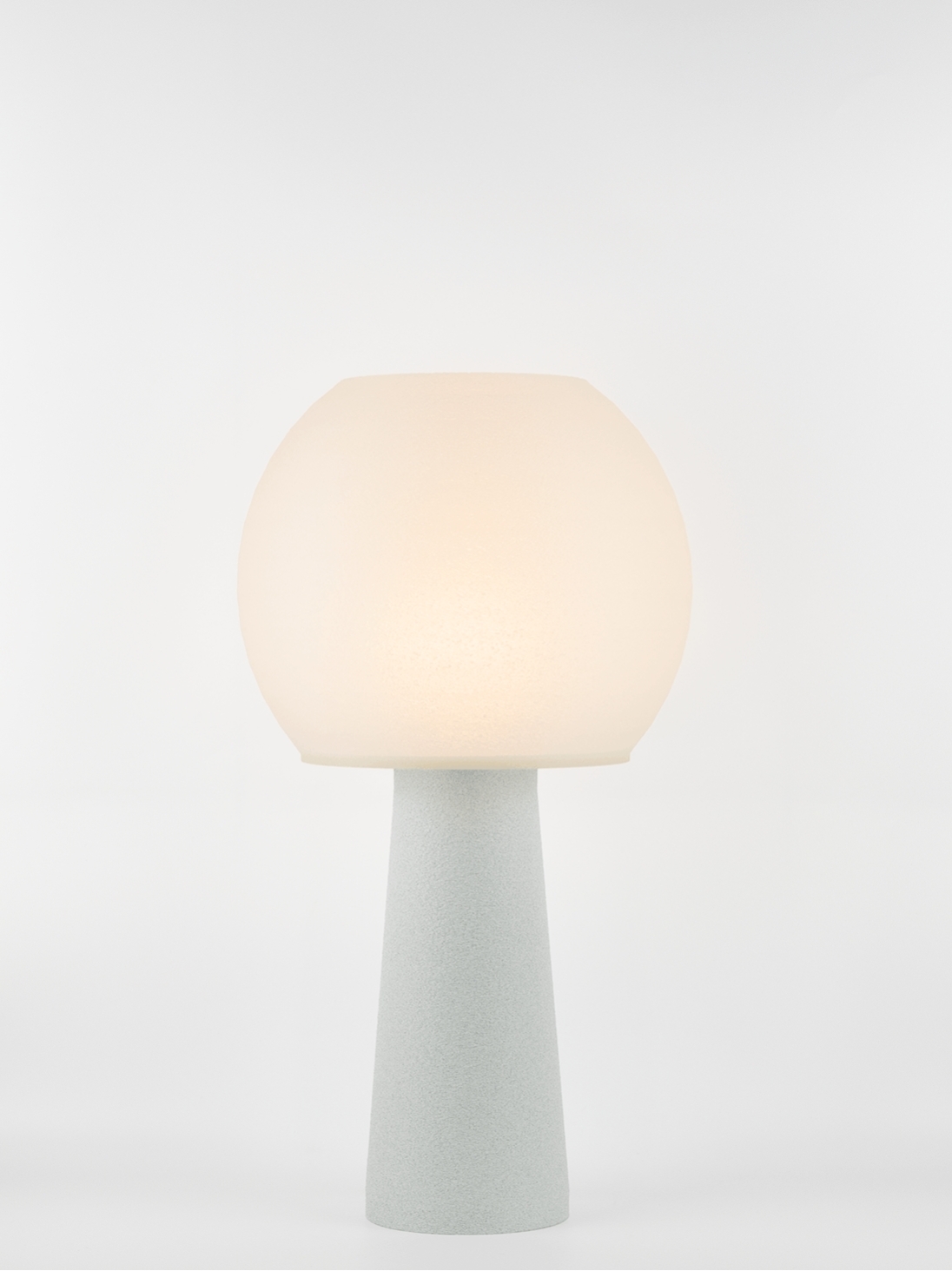 Clarisse – Lampe à poser granit grise, large