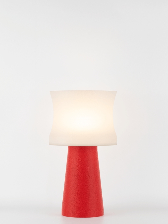 Aurélie – Lampe à poser design, base Granit & abat-jour coquilles Saint-Jacques
