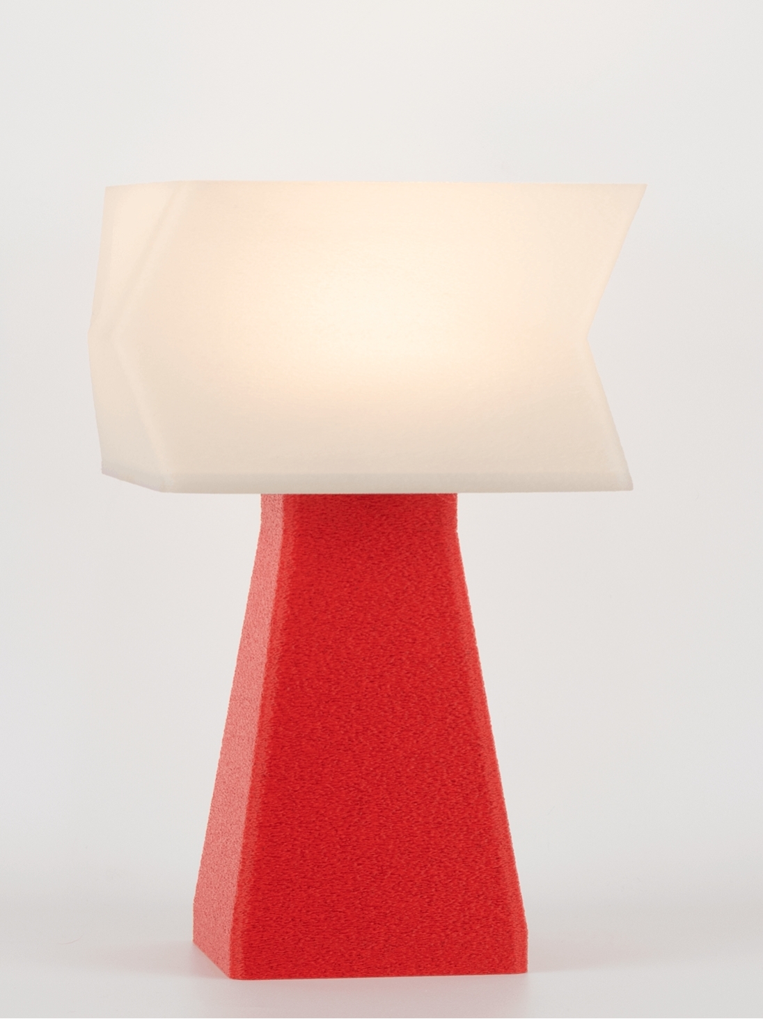 Juliane – Lampe à poser granit rouge, small