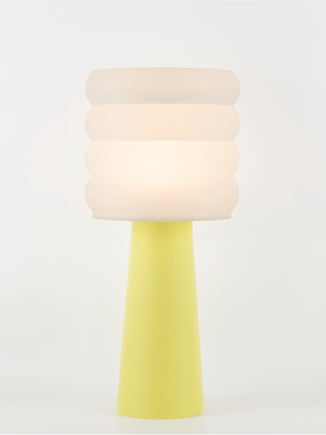 Coralie – Lampe à poser pastel jaune, large