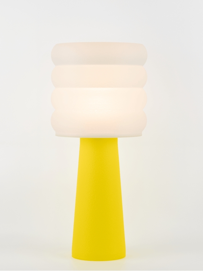 Coralie – Lampe à poser pop jaune, large