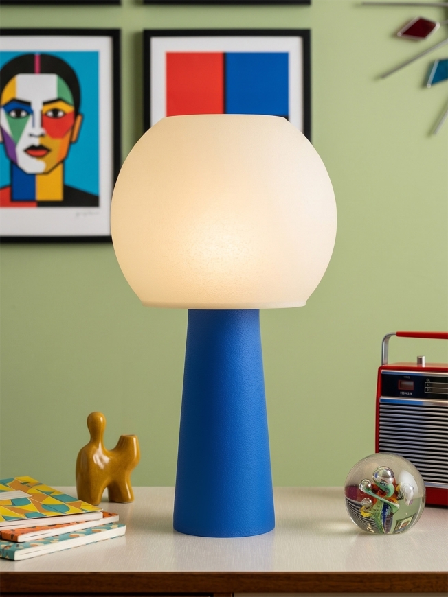 Clarisse – Lampe à poser pop bleu, large
